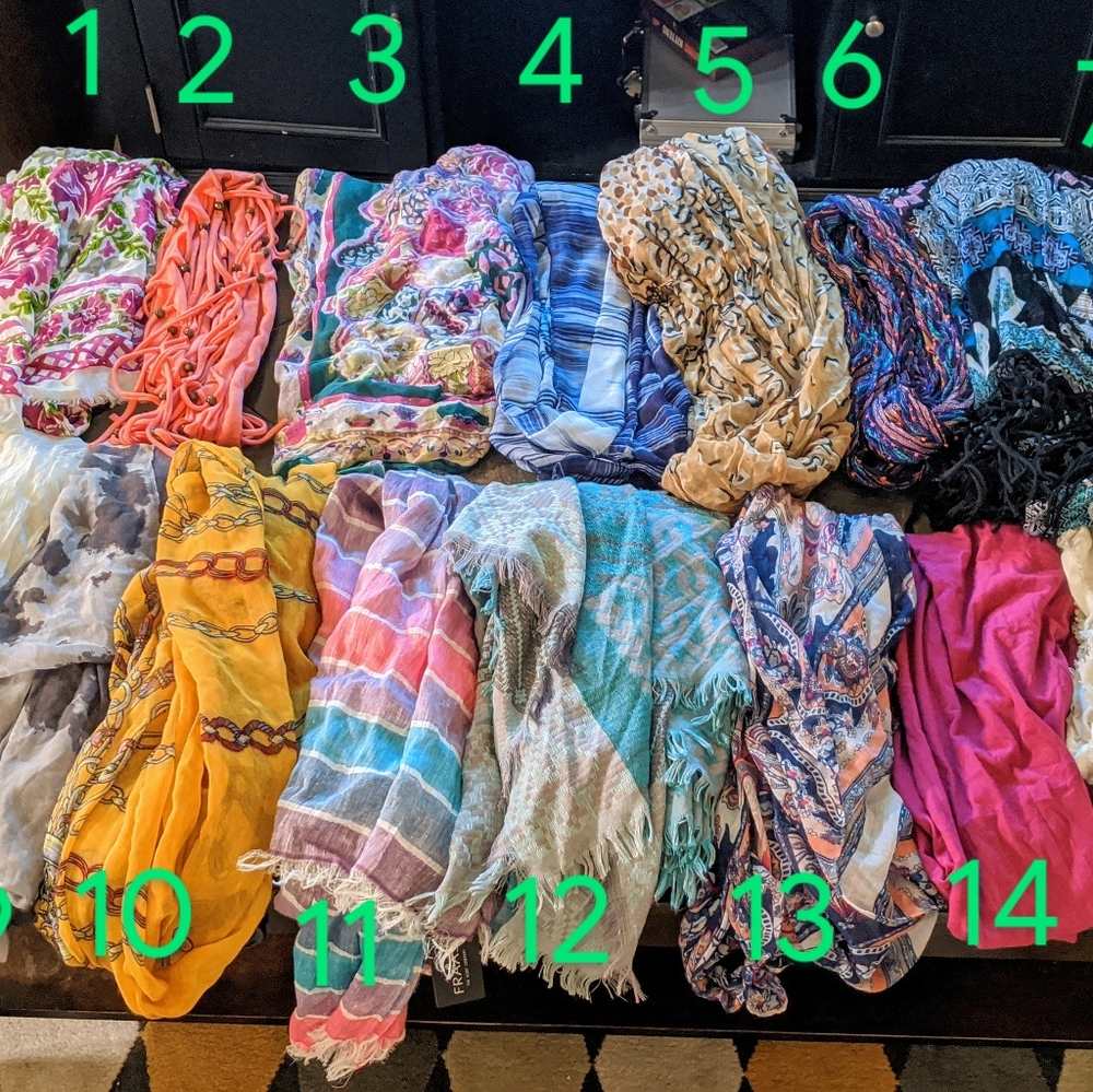 Scarfs!